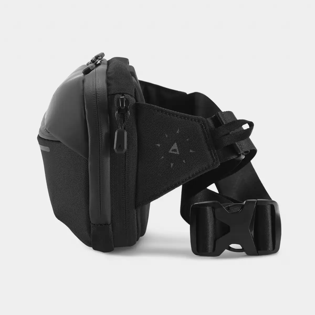 Alternative view of Navigator Sling 1L