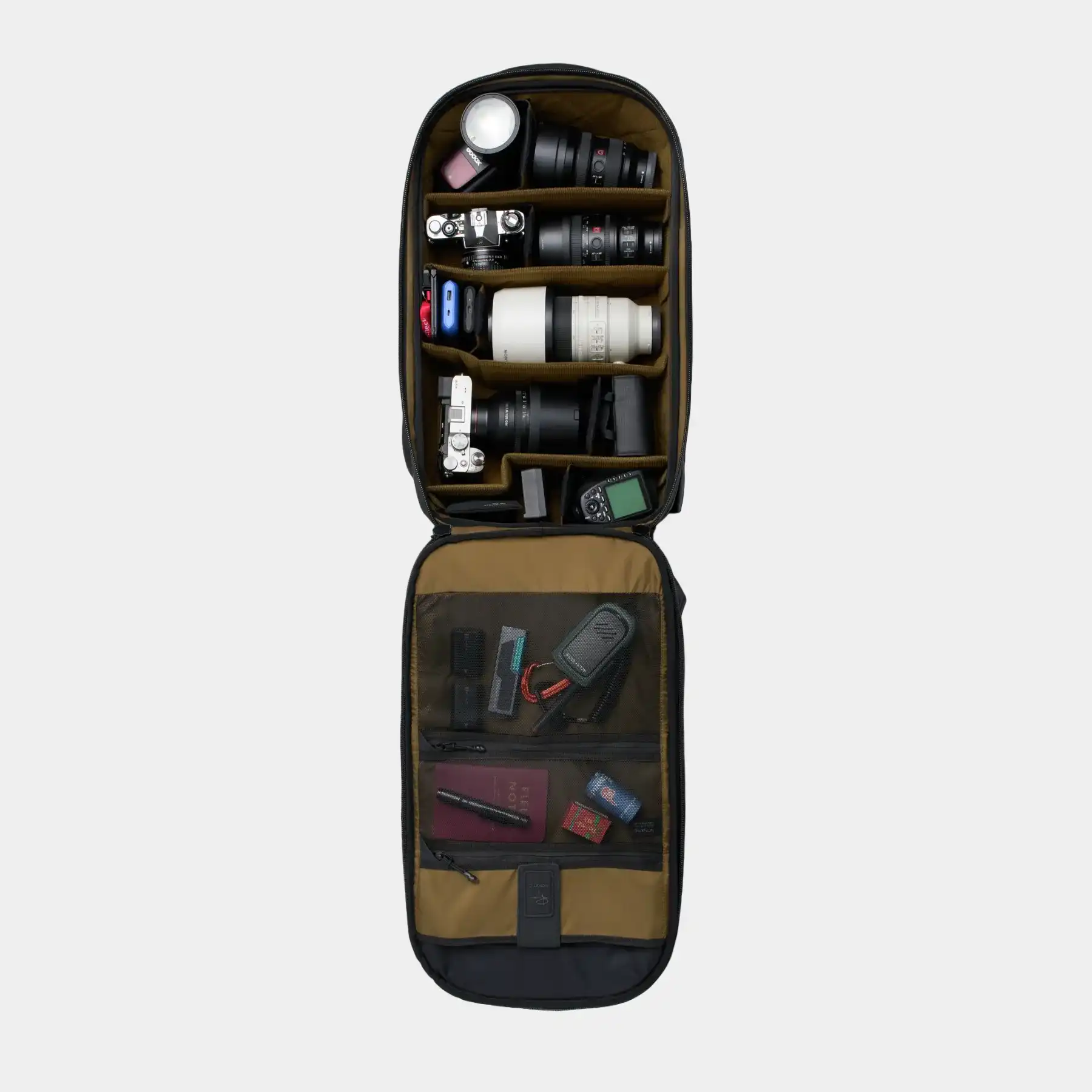 Alternative view of McKinnon Camera Pack 35L V2